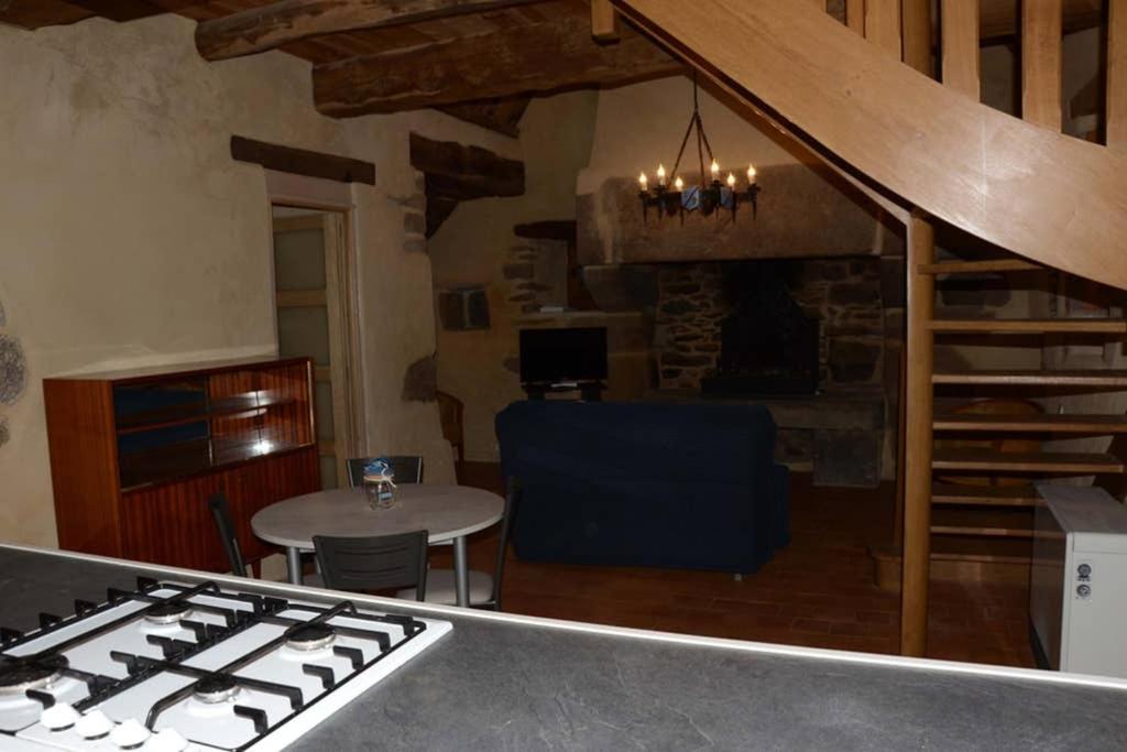 Gite 3 Personnes, Possibilite Table D'Hotes Le Soir Treduder Zewnętrze zdjęcie